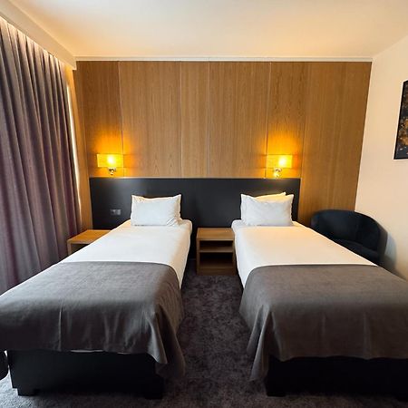 Gazda Hotel&Restaurant - Self Chek-In Jesenice  外观 照片
