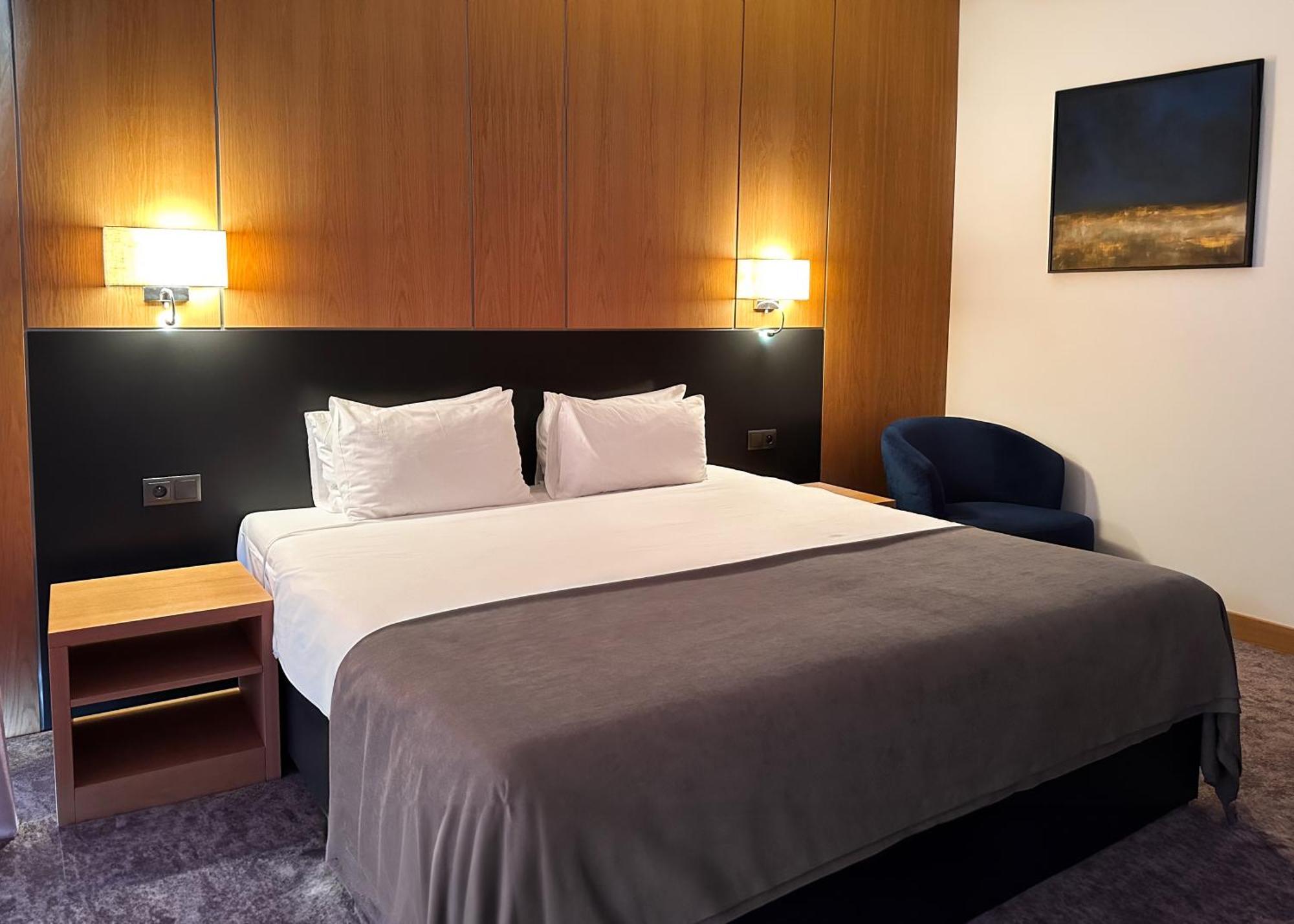Gazda Hotel&Restaurant - Self Chek-In Jesenice  外观 照片